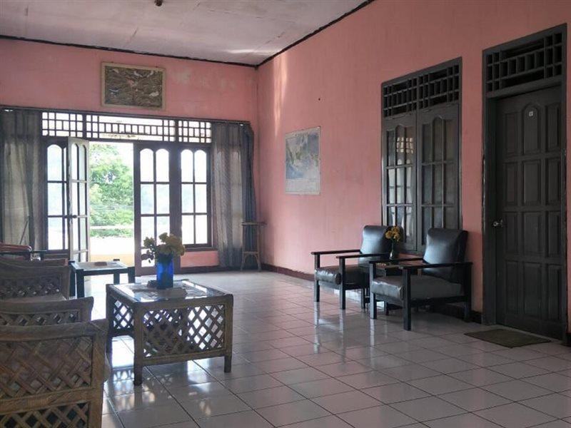 Spot On 2969 Hotel Citra Ayu Labuhan Exterior foto